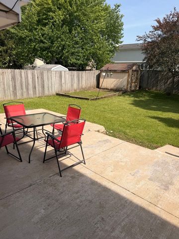 4810 Eastwood Court, Waukegan, IL 60087