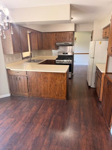 4810 Eastwood Court, Waukegan, IL 60087