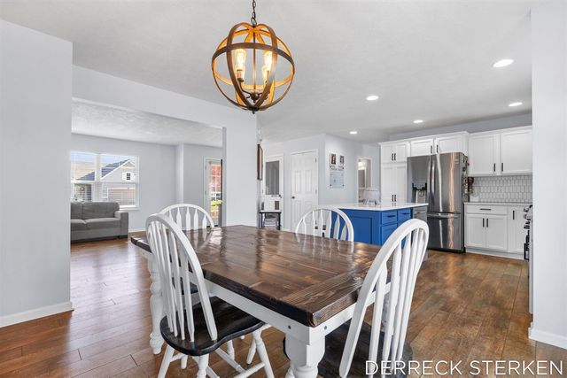 2749 Blue Stem Drive, Zeeland, MI 49464