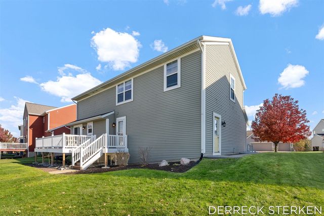 2749 Blue Stem Drive, Zeeland, MI 49464