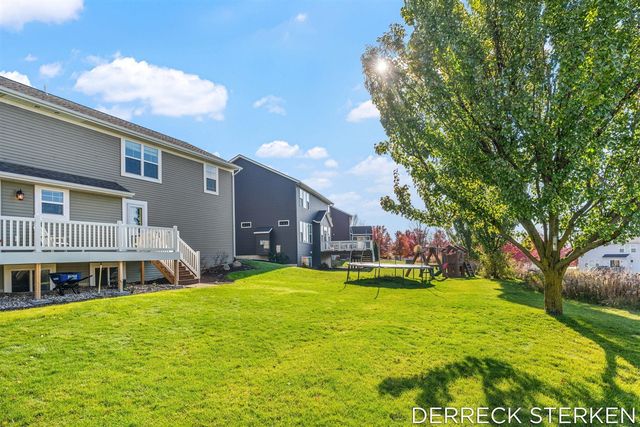 2749 Blue Stem Drive, Zeeland, MI 49464