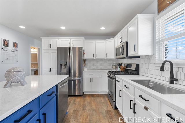 2749 Blue Stem Drive, Zeeland, MI 49464