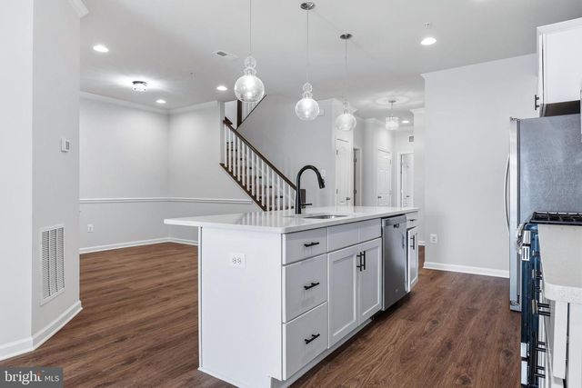 13516 GOLDENEYE CIR, Clarksburg, MD 20871