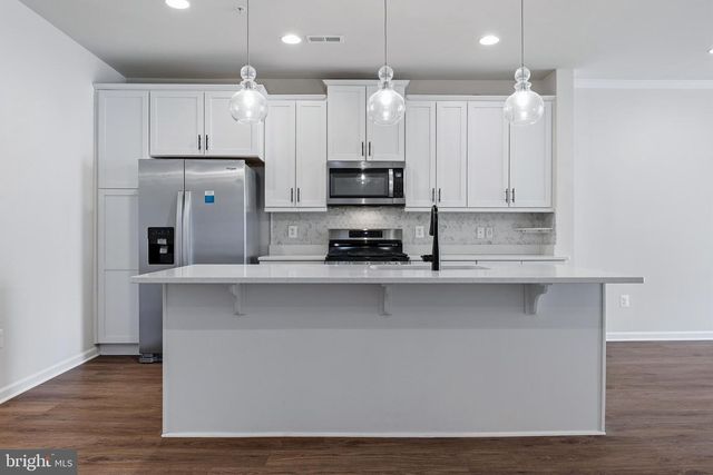 13516 GOLDENEYE CIR, Clarksburg, MD 20871