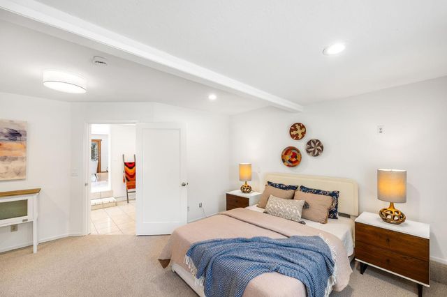 2306 Regis Dr, Davis, CA 95618