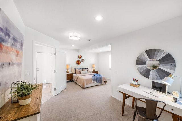 2306 Regis Dr, Davis, CA 95618