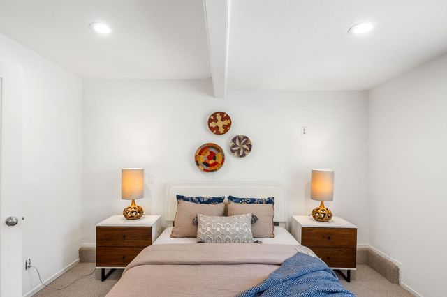 2306 Regis Dr, Davis, CA 95618