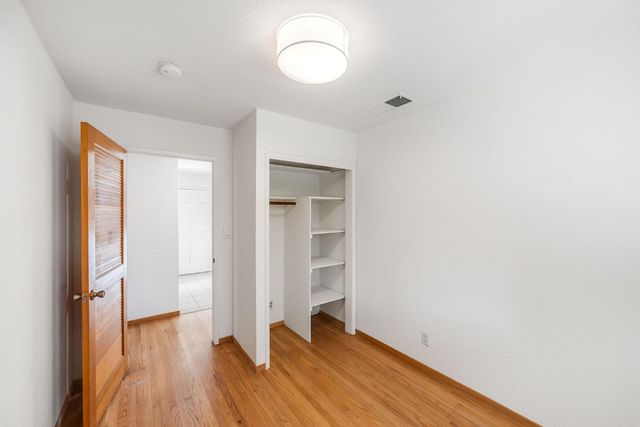 2306 Regis Dr, Davis, CA 95618