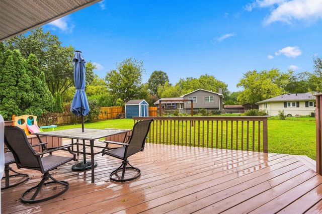 1956 Tilbury Road, Waterloo, IA 50701