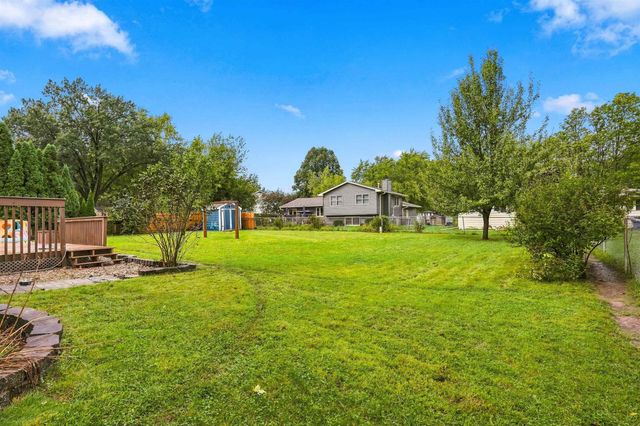 1956 Tilbury Road, Waterloo, IA 50701