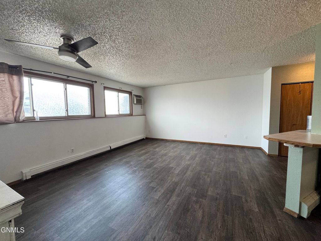 1112 Portland Drive, Bismarck, ND 58504 photo 16