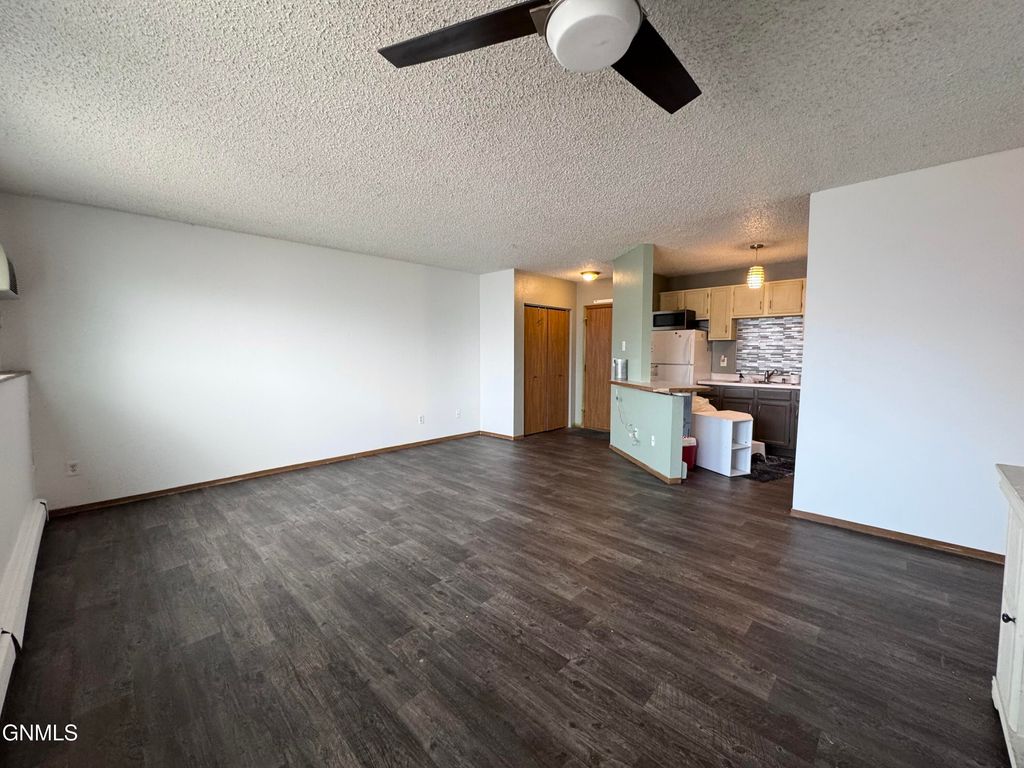 1112 Portland Drive, Bismarck, ND 58504 photo 17