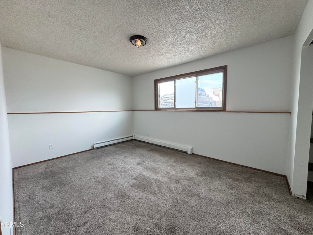 1112 Portland Drive, Bismarck, ND 58504 photo 23