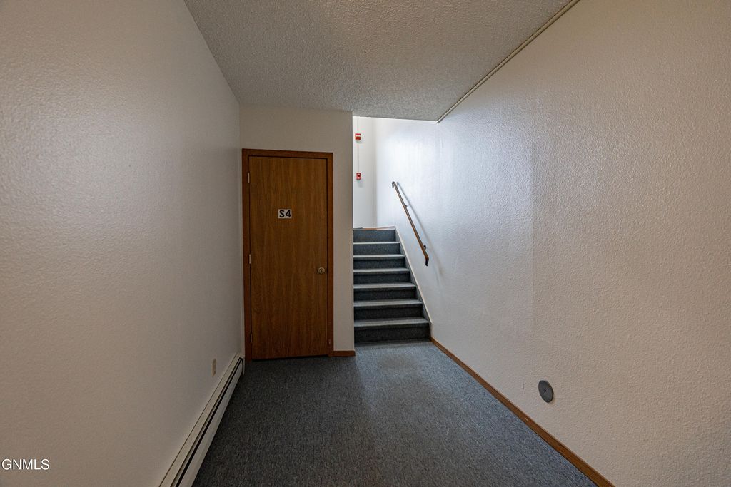 1112 Portland Drive, Bismarck, ND 58504 photo 28