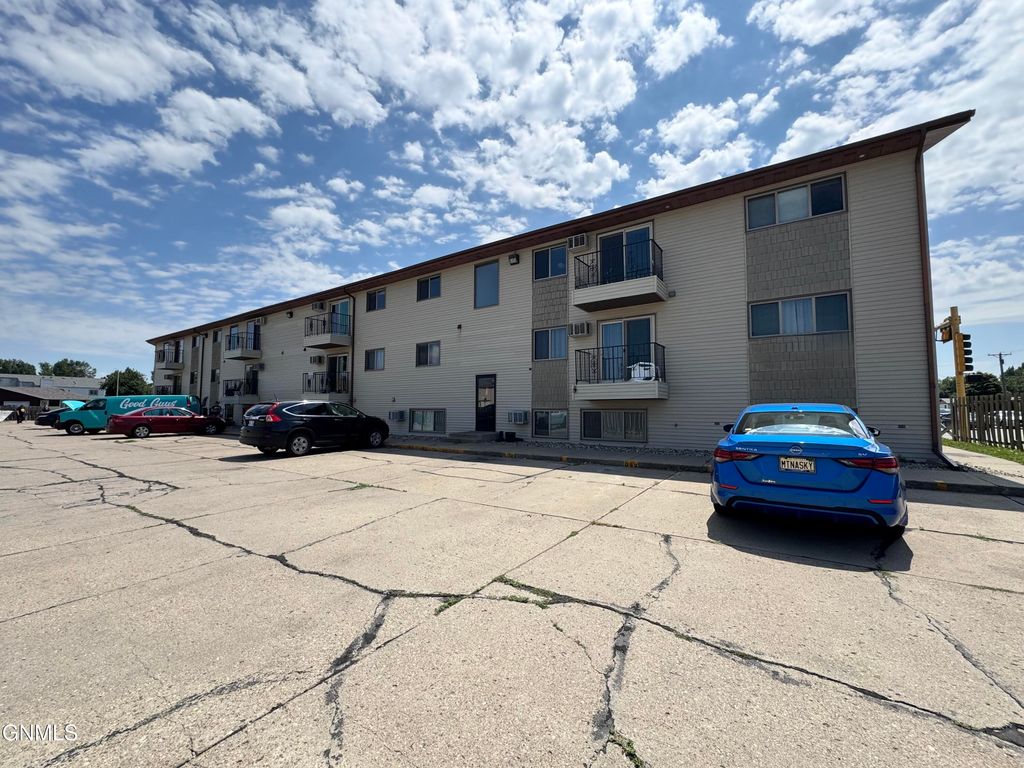 1112 Portland Drive, Bismarck, ND 58504 photo 31