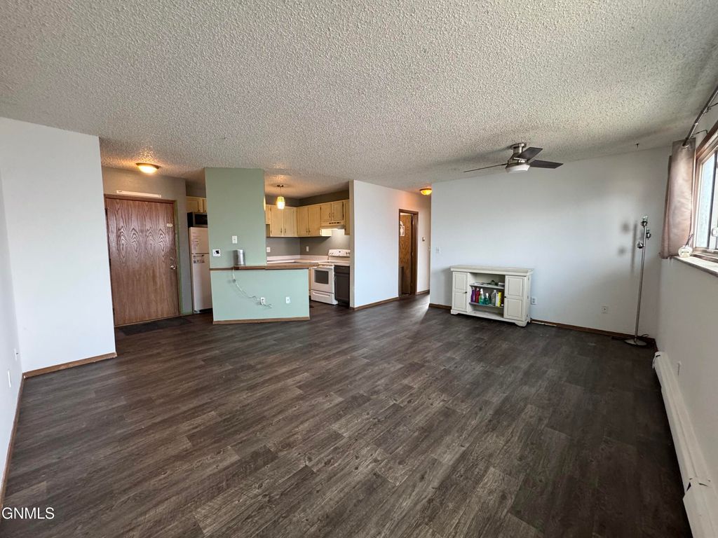 1112 Portland Drive, Bismarck, ND 58504 photo 5