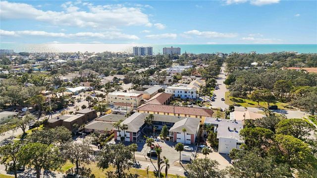 236 HARBOR DRIVE S 202, Venice, FL 34285