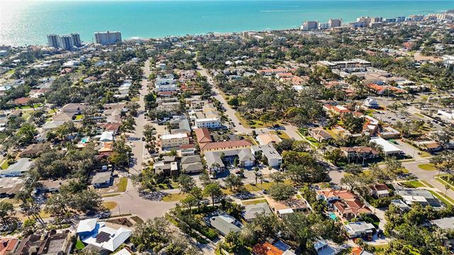 236 HARBOR DRIVE S 202, Venice, FL 34285