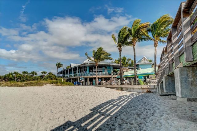 236 HARBOR DRIVE S 202, Venice, FL 34285