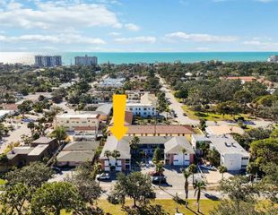 236 HARBOR DRIVE S 202, Venice, FL 34285
