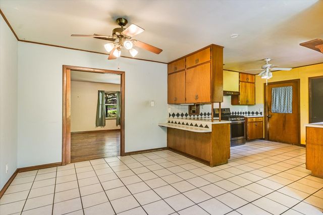 502 Sunset CIR, Austin, TX 78704