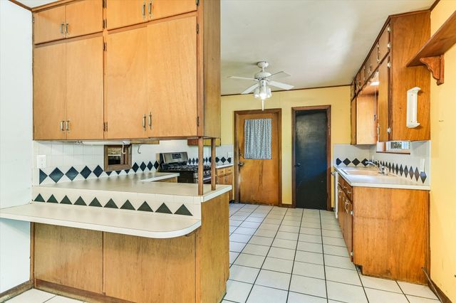 502 Sunset CIR, Austin, TX 78704