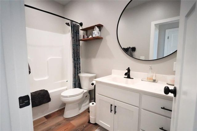 83 SE 451st Road, Warrensburg, MO 64093