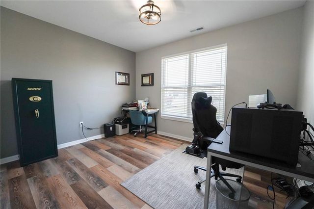 83 SE 451st Road, Warrensburg, MO 64093