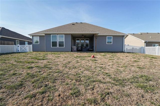 83 SE 451st Road, Warrensburg, MO 64093