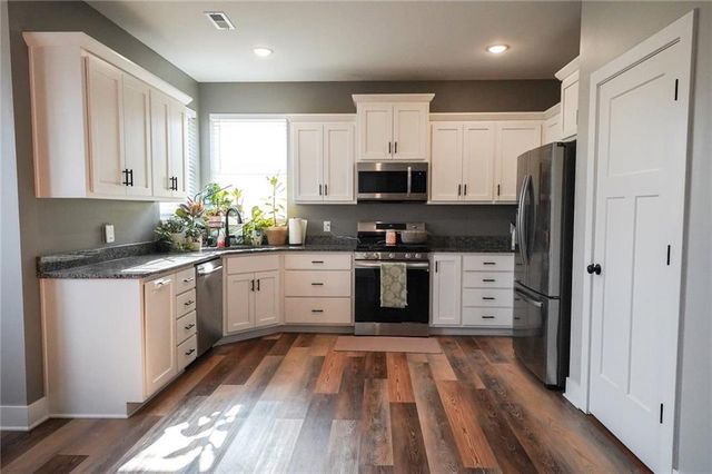 83 SE 451st Road, Warrensburg, MO 64093