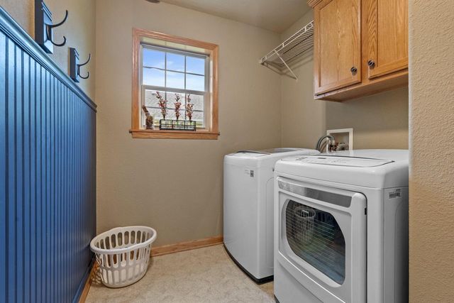 W231N7902 Martin COURT, Sussex, WI 53089
