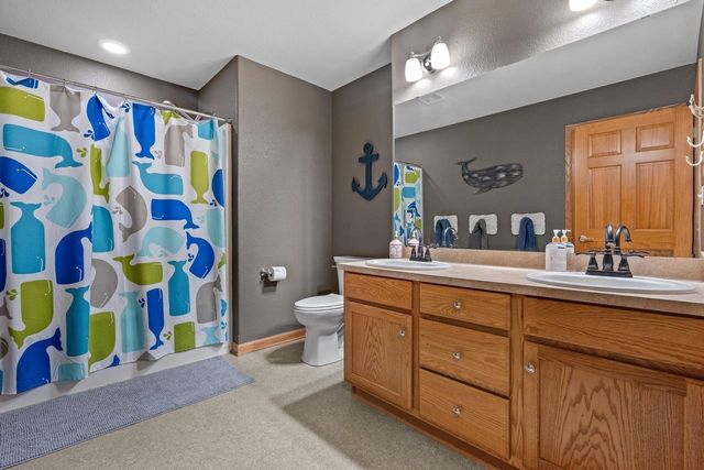 W231N7902 Martin COURT, Sussex, WI 53089