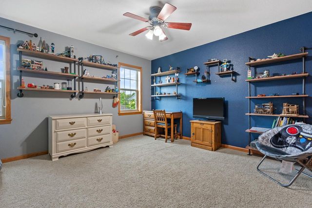W231N7902 Martin COURT, Sussex, WI 53089