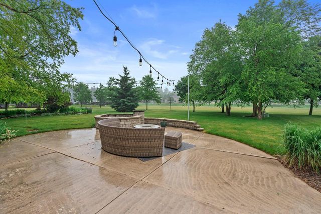 W231N7902 Martin COURT, Sussex, WI 53089