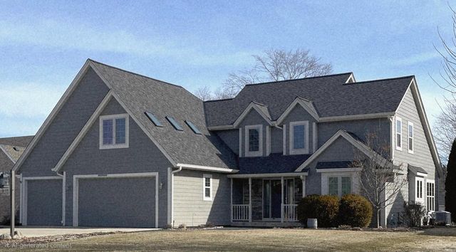 W231N7902 Martin COURT, Sussex, WI 53089