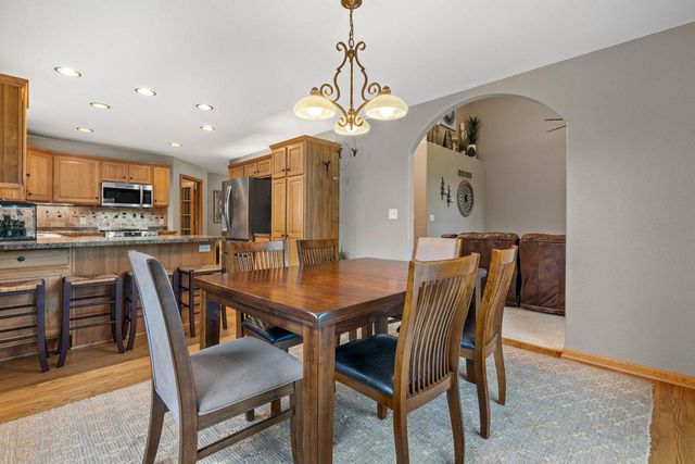 W231N7902 Martin COURT, Sussex, WI 53089