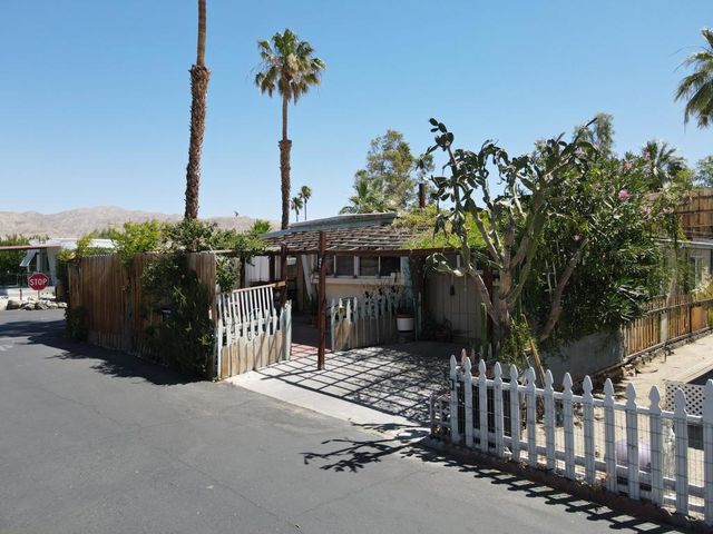 18131 Langlois Road F 18, Desert Hot Springs, CA 92241