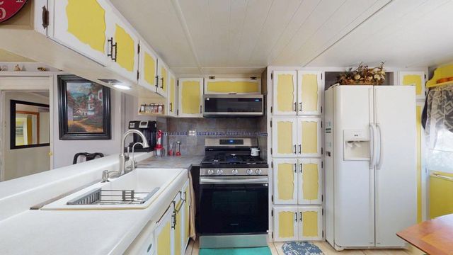 18131 Langlois Road F 18, Desert Hot Springs, CA 92241