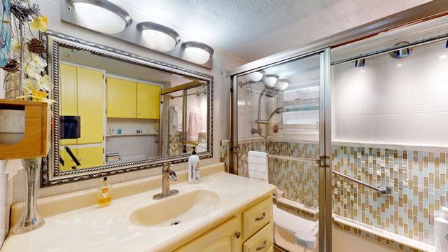 18131 Langlois Road F 18, Desert Hot Springs, CA 92241