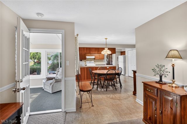 2379 Tanglewood Drive, Salem, OH 44460