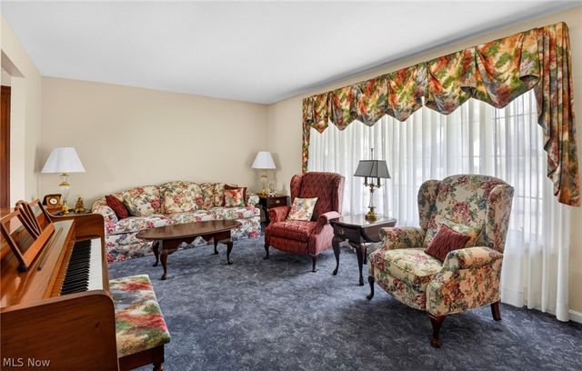 2379 Tanglewood Drive, Salem, OH 44460