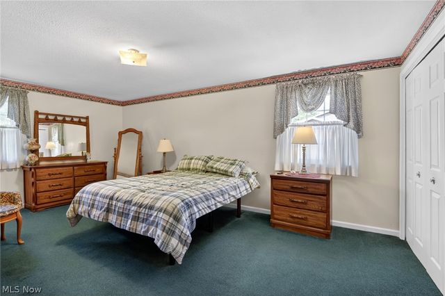 2379 Tanglewood Drive, Salem, OH 44460