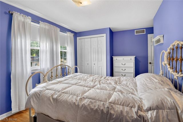 2379 Tanglewood Drive, Salem, OH 44460