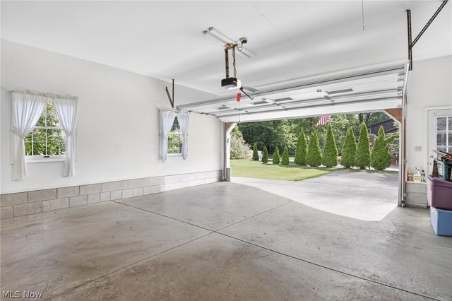 2379 Tanglewood Drive, Salem, OH 44460