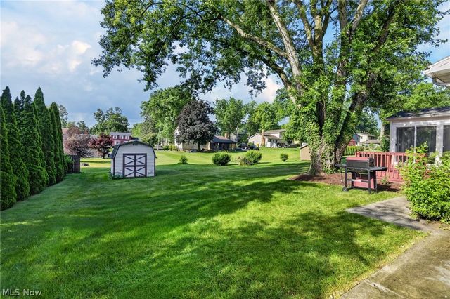 2379 Tanglewood Drive, Salem, OH 44460