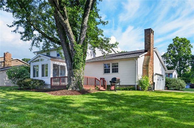 2379 Tanglewood Drive, Salem, OH 44460