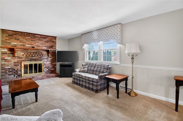 2379 Tanglewood Drive, Salem, OH 44460