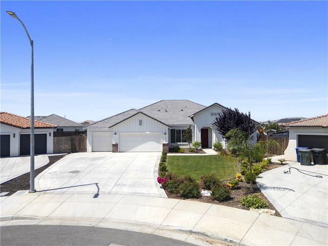 719 Winooski Court, Bakersfield, CA 93314