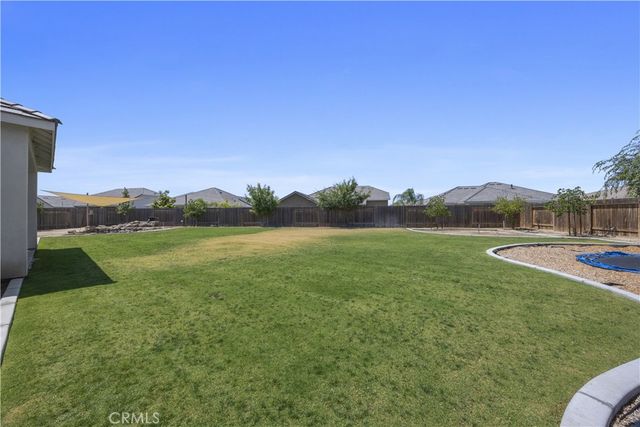 719 Winooski Court, Bakersfield, CA 93314