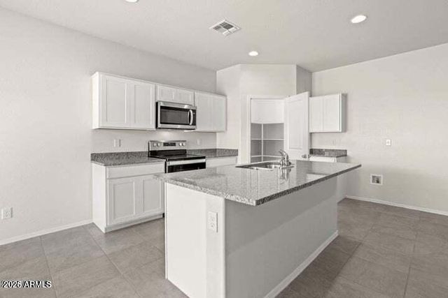 1566 E FLETCHER Drive, Casa Grande, AZ 85122